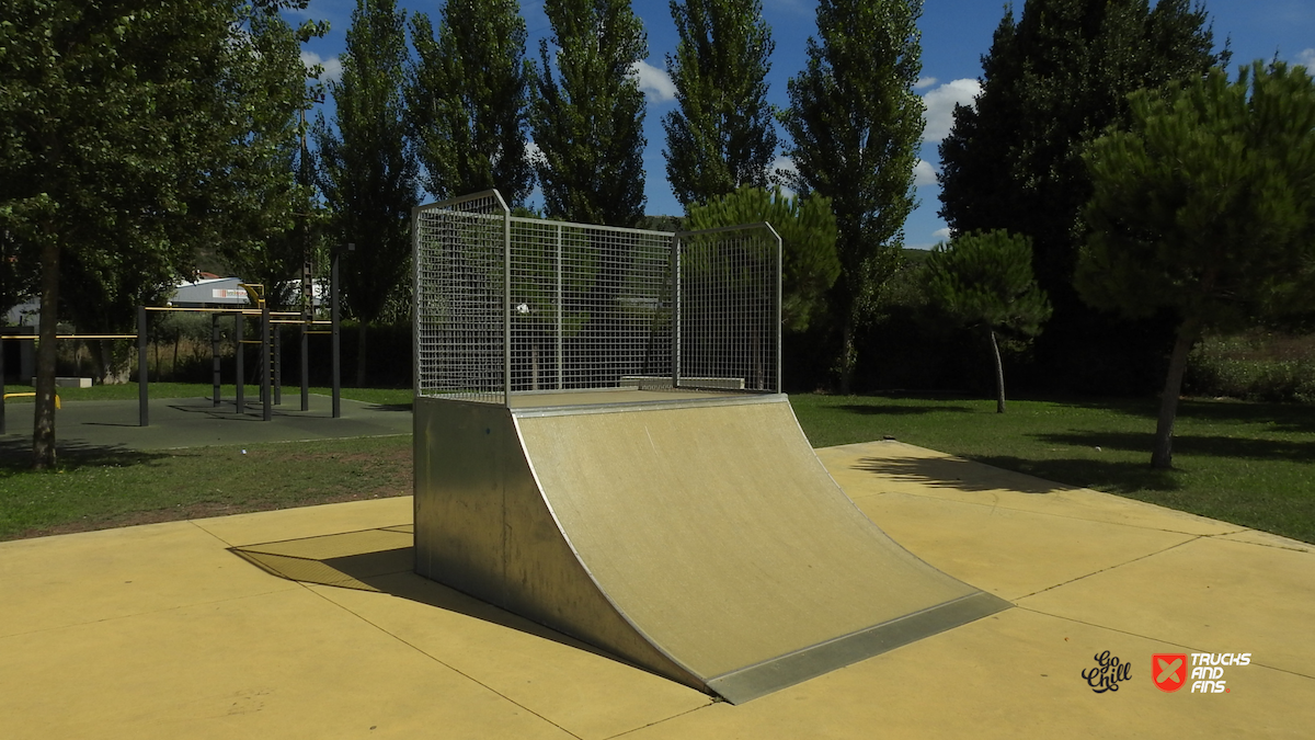 Porto de Mós skatepark